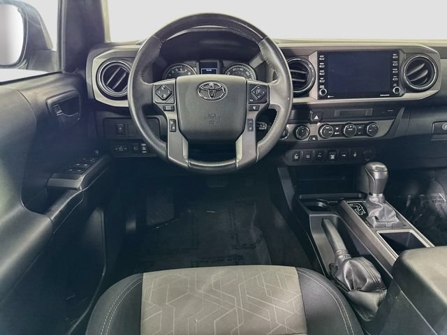 Certified 2022 Toyota Tacoma TRD Off-Road w/ Technology Package AWD/4WD image 22