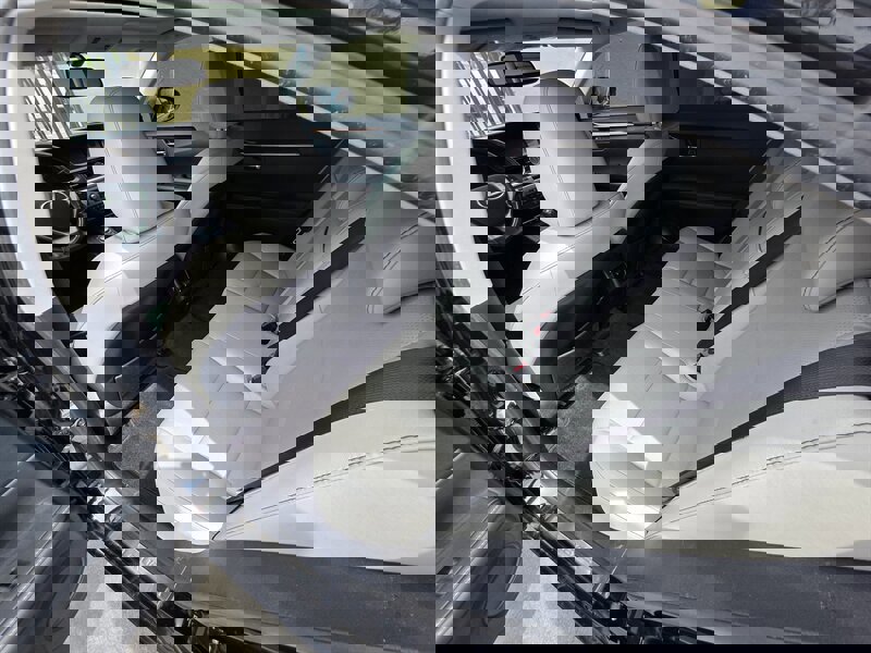 Used 2013 Lexus ES 350 w/ Luxury Pkg image 16