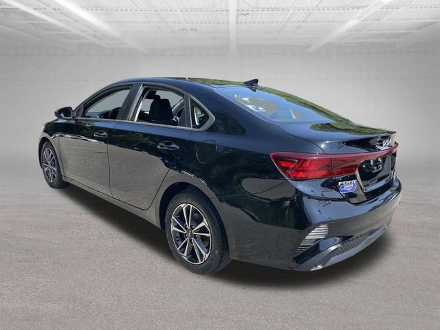 Used 2024 Kia Forte LXS FWD image 9