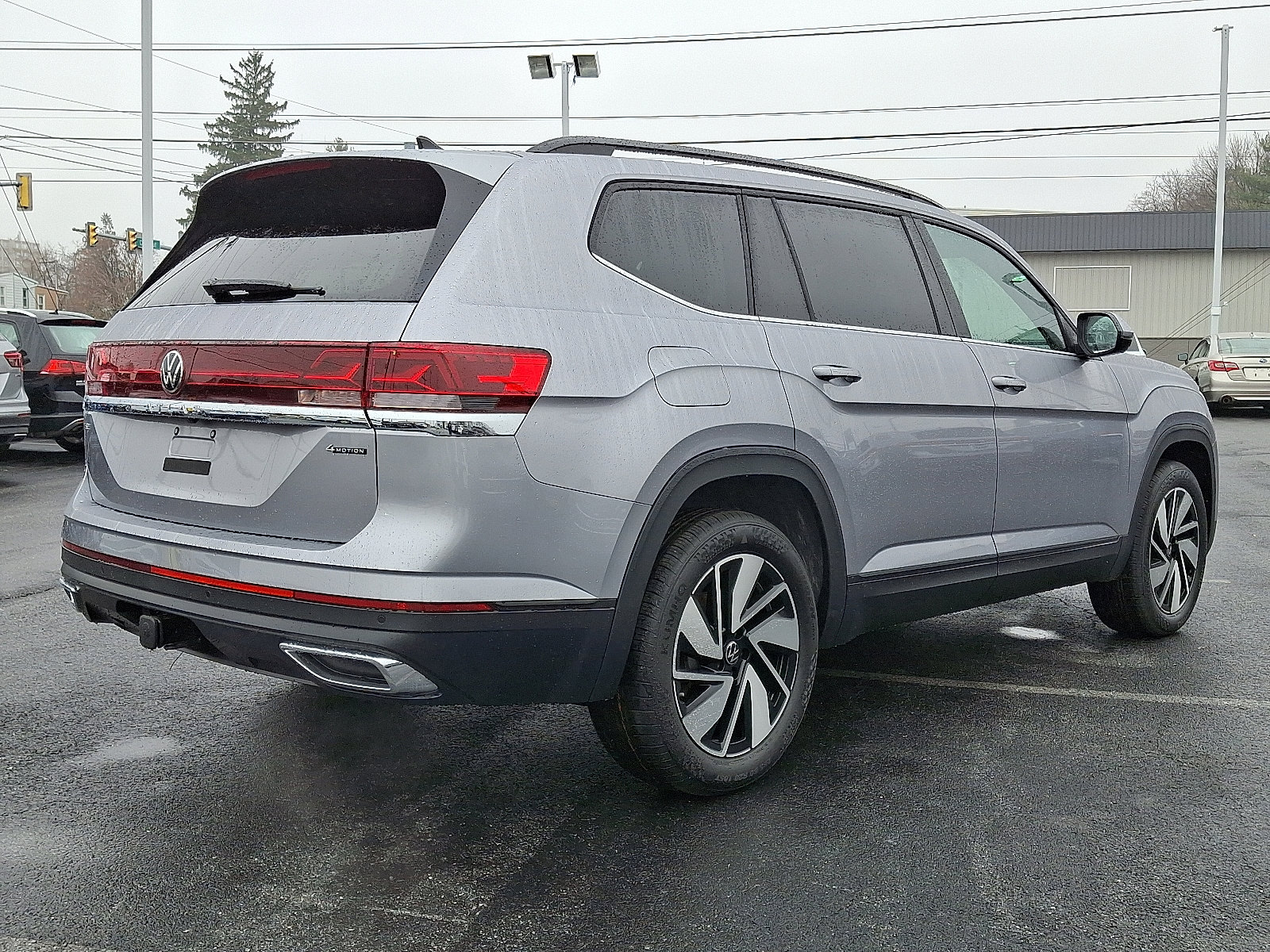 New 2025 Volkswagen Atlas SE image 5