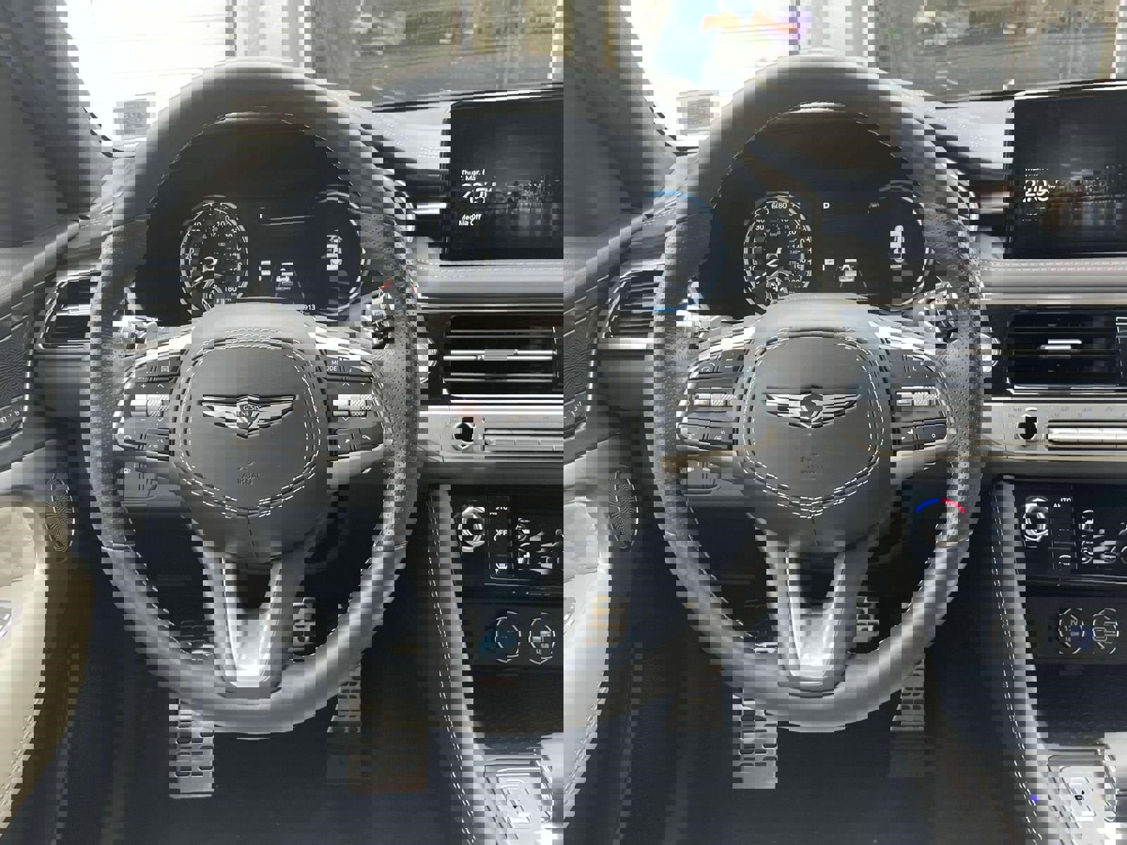 Used 2024 Genesis G70 3.3T Advanced w/ Sport Prestige Package image 15