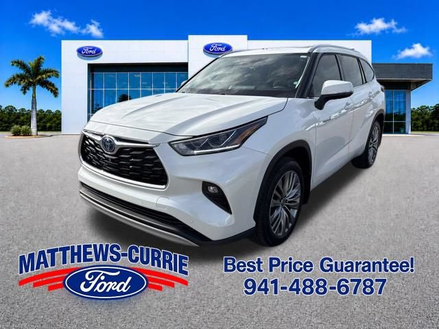 Used 2021 Toyota Highlander Platinum FWD image 7