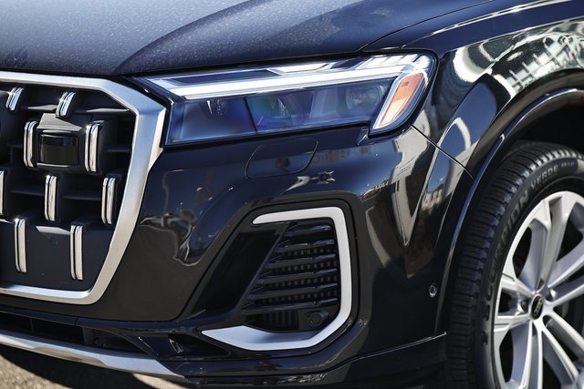 Used 2025 Audi Q7 3.0T Premium Plus image 12