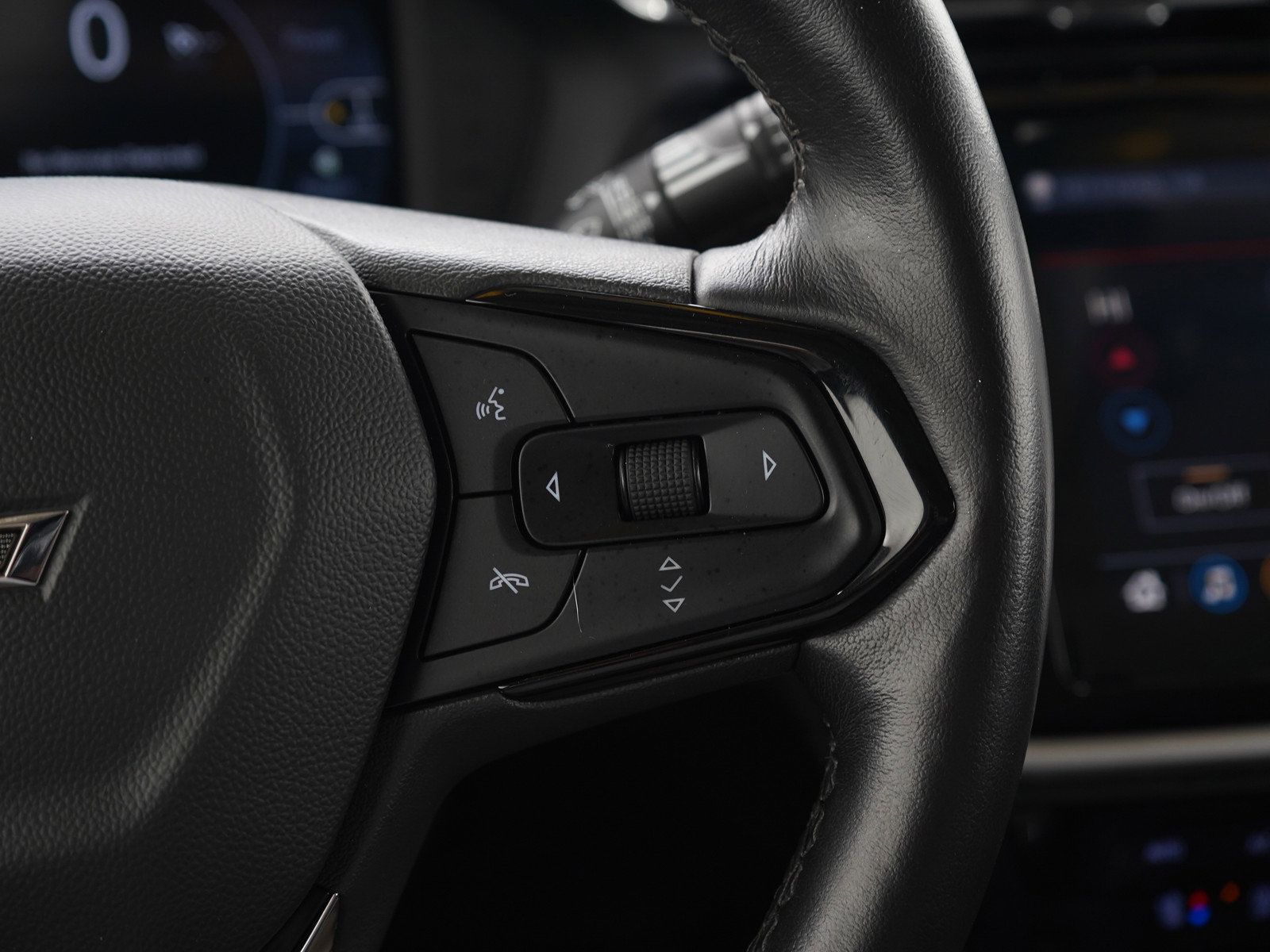 Used 2022 Chevrolet Bolt EUV LT w/ Convenience Package image 25