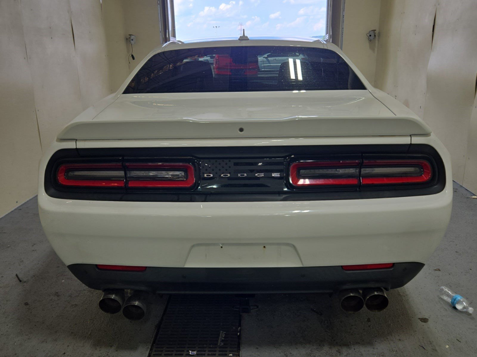 Used 2022 Dodge Challenger SXT w/ Plus Package RWD image 6