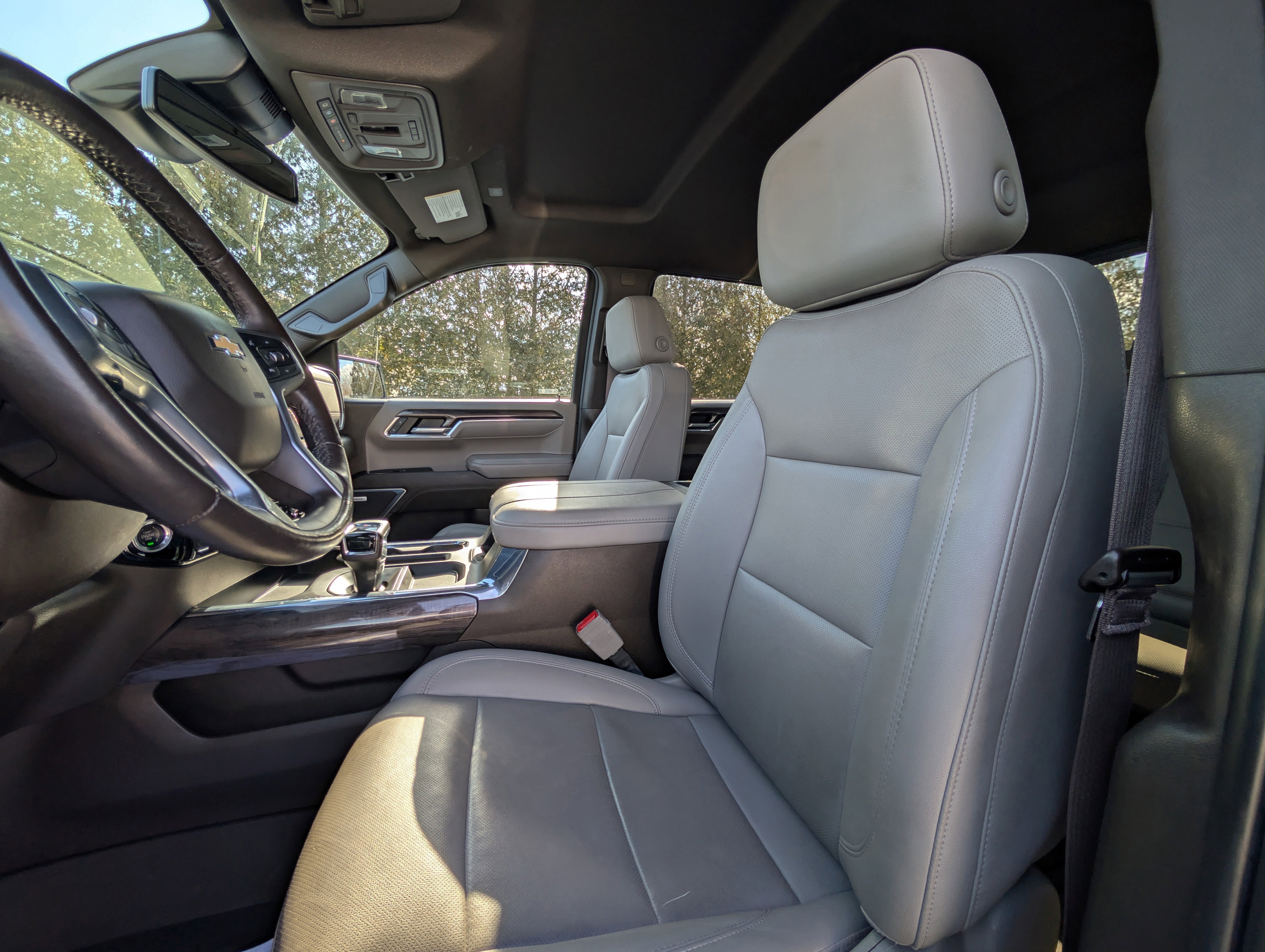 Used 2023 Chevrolet Silverado 1500 LTZ w/ LTZ Convenience Package II image 31