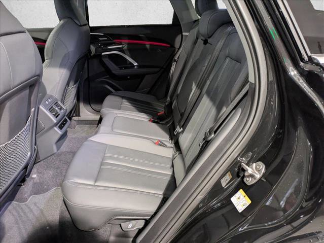New 2025 Audi Q5 Premium Plus image 18