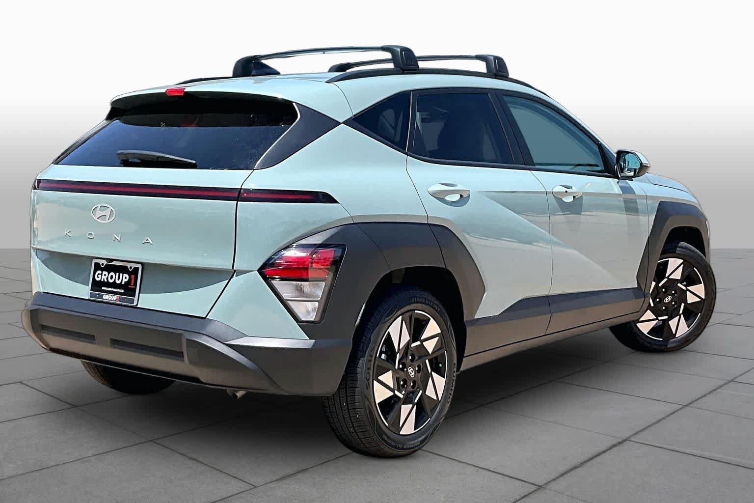 Used 2025 Hyundai Kona SEL FWD image 12