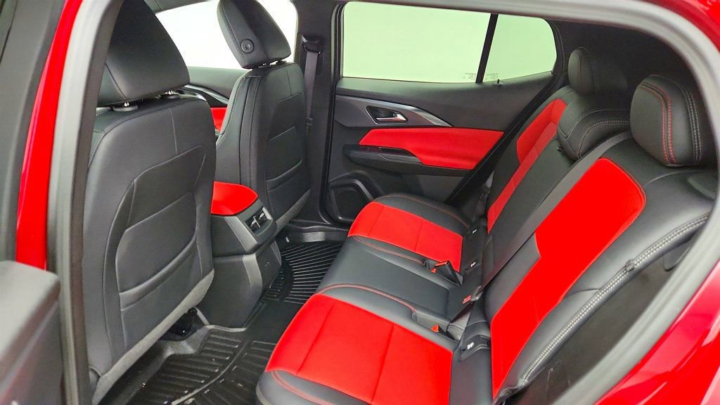 Used 2025 Chevrolet Equinox EV RS image 20