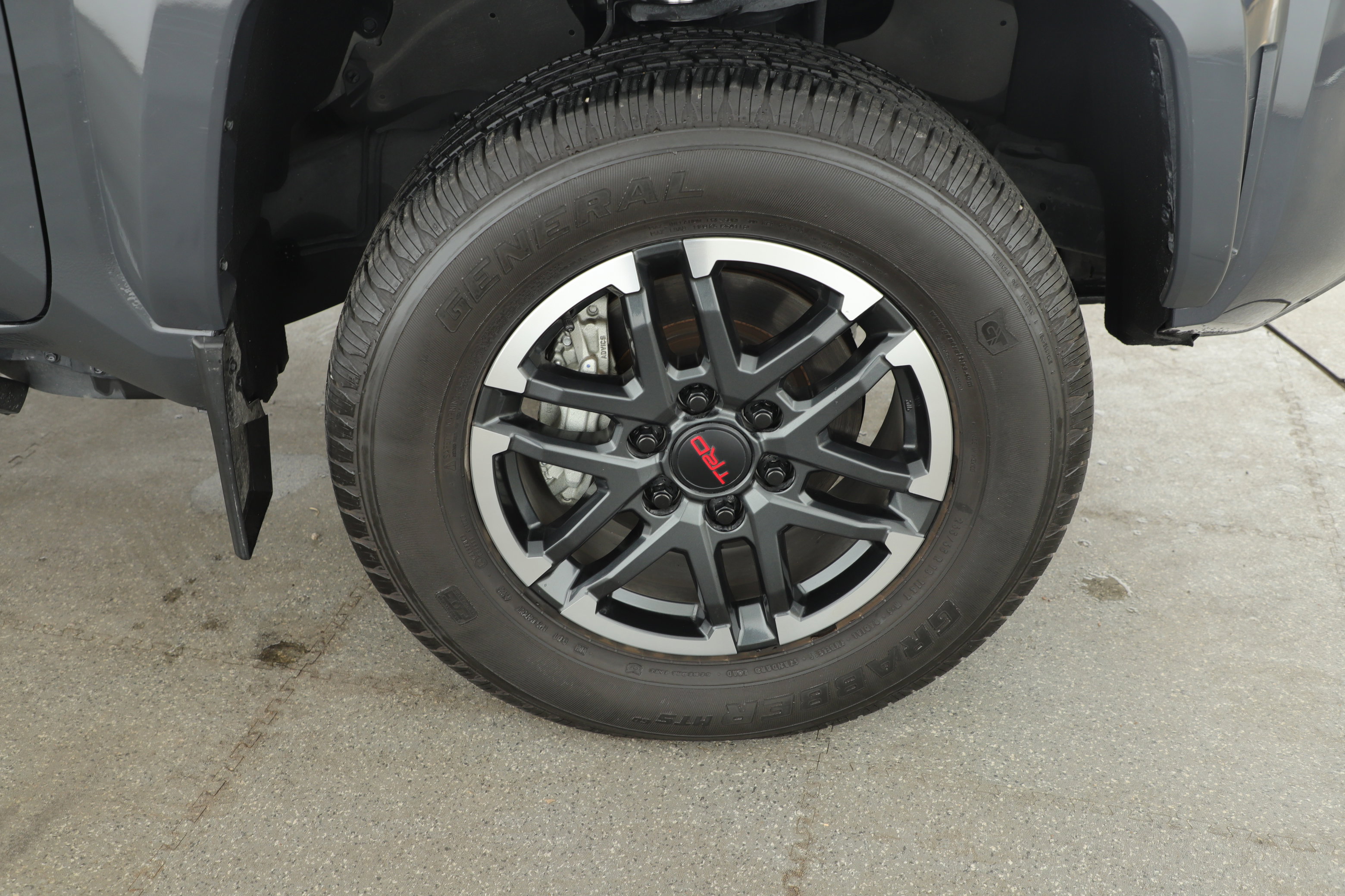 Used 2024 Toyota Tacoma TRD Sport image 6