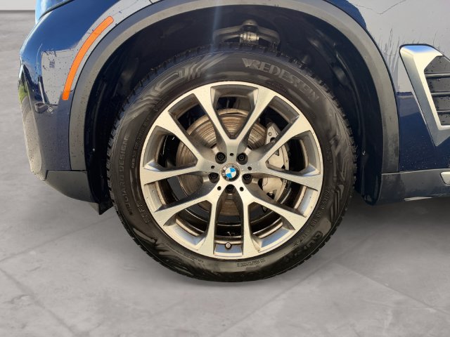 Certified 2026 BMW X5 xDrive40i w/ Climate Comfort Package AWD/4WD image 14