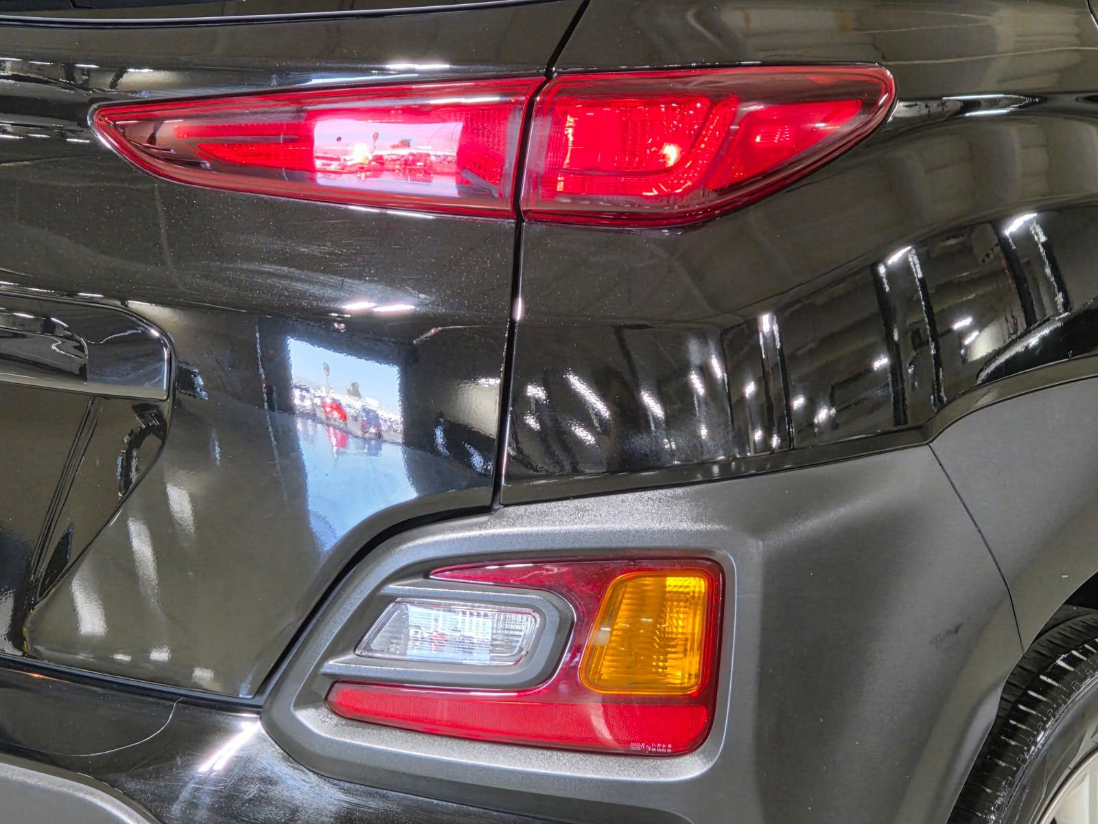 Certified 2021 Hyundai Kona SEL w/ Cargo Package image 12