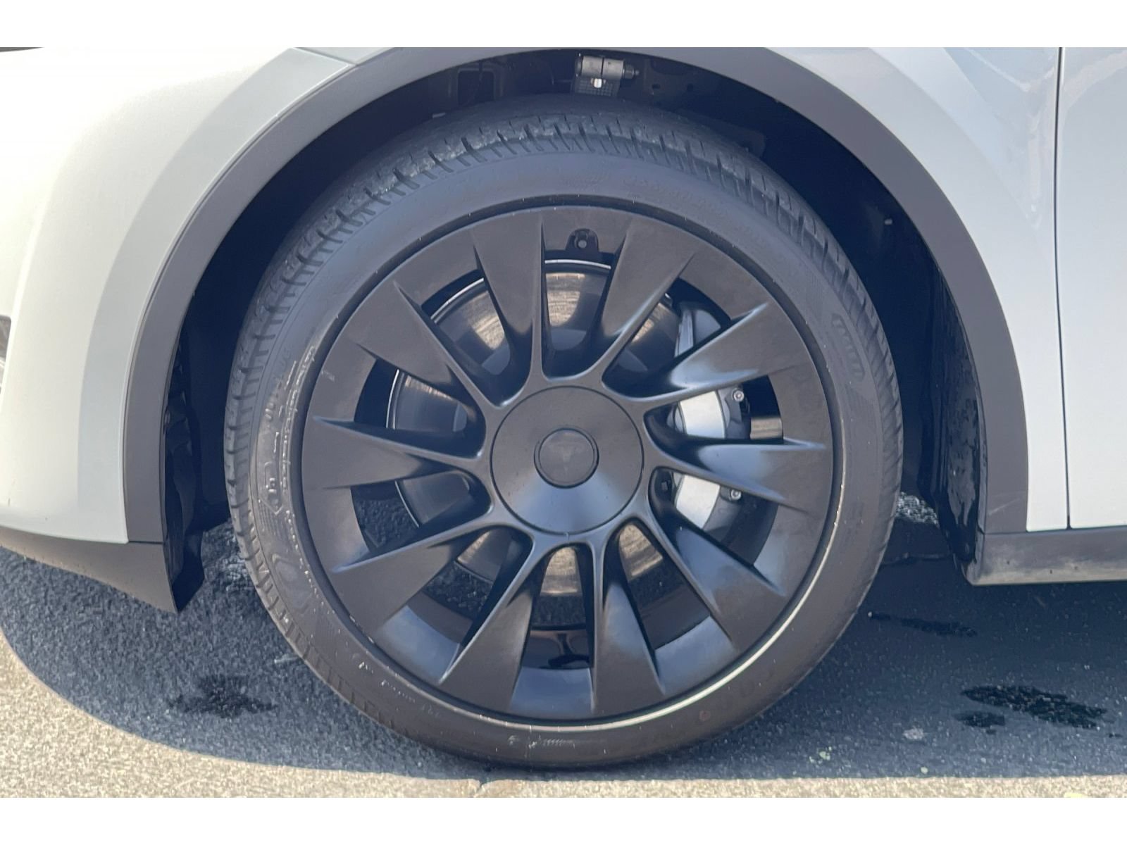 Used 2025 Tesla Model Y Long Range AWD/4WD image 43