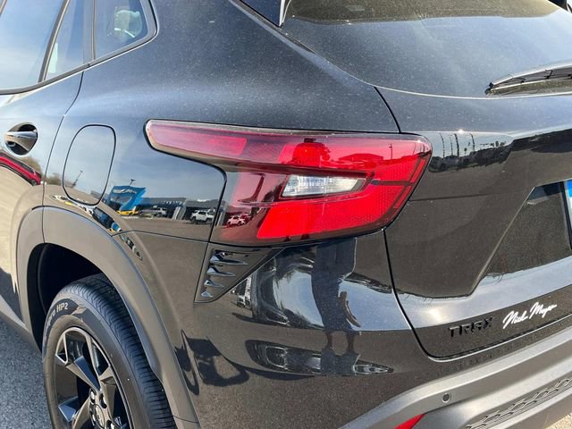 New 2026 Chevrolet Trax LT w/ Driver Confidence Package image 12