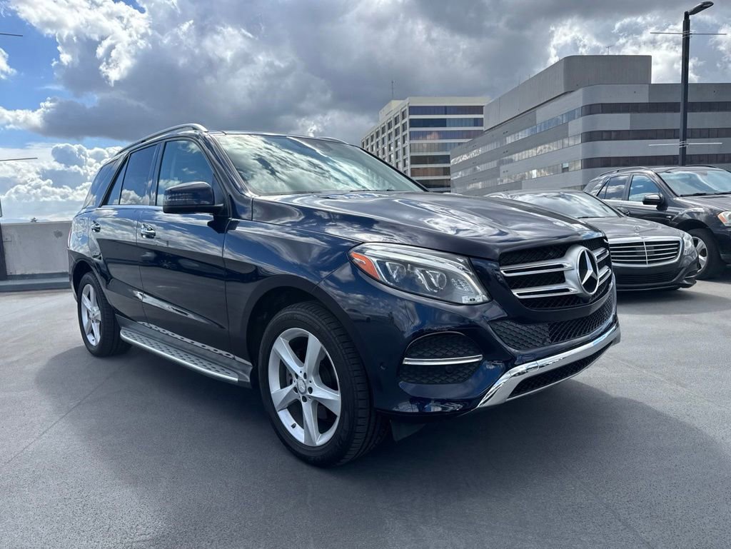 Certified 2017 Mercedes-Benz GLE 350 4MATIC image 3