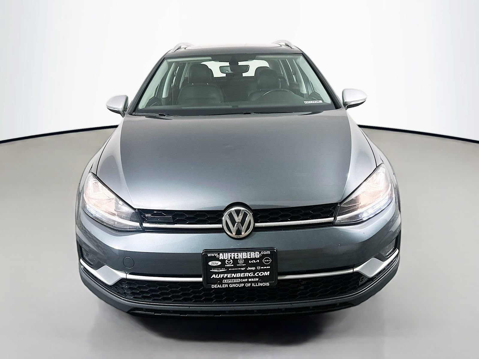 Used 2019 Volkswagen Golf Alltrack AWD/4WD image 2