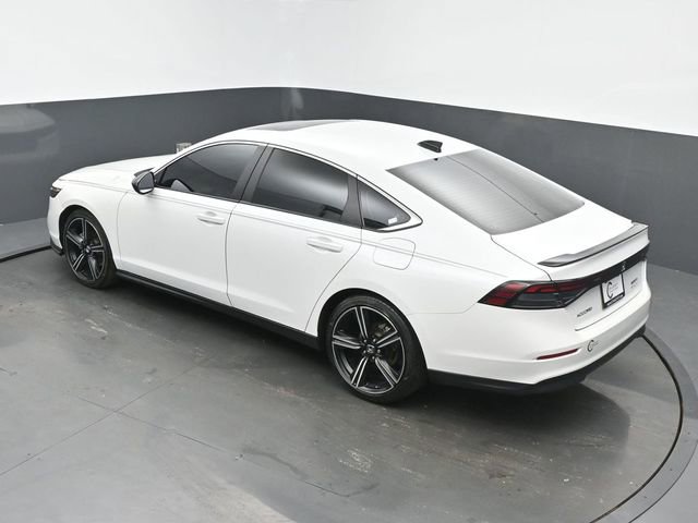 Used 2023 Honda Accord Sport image 40