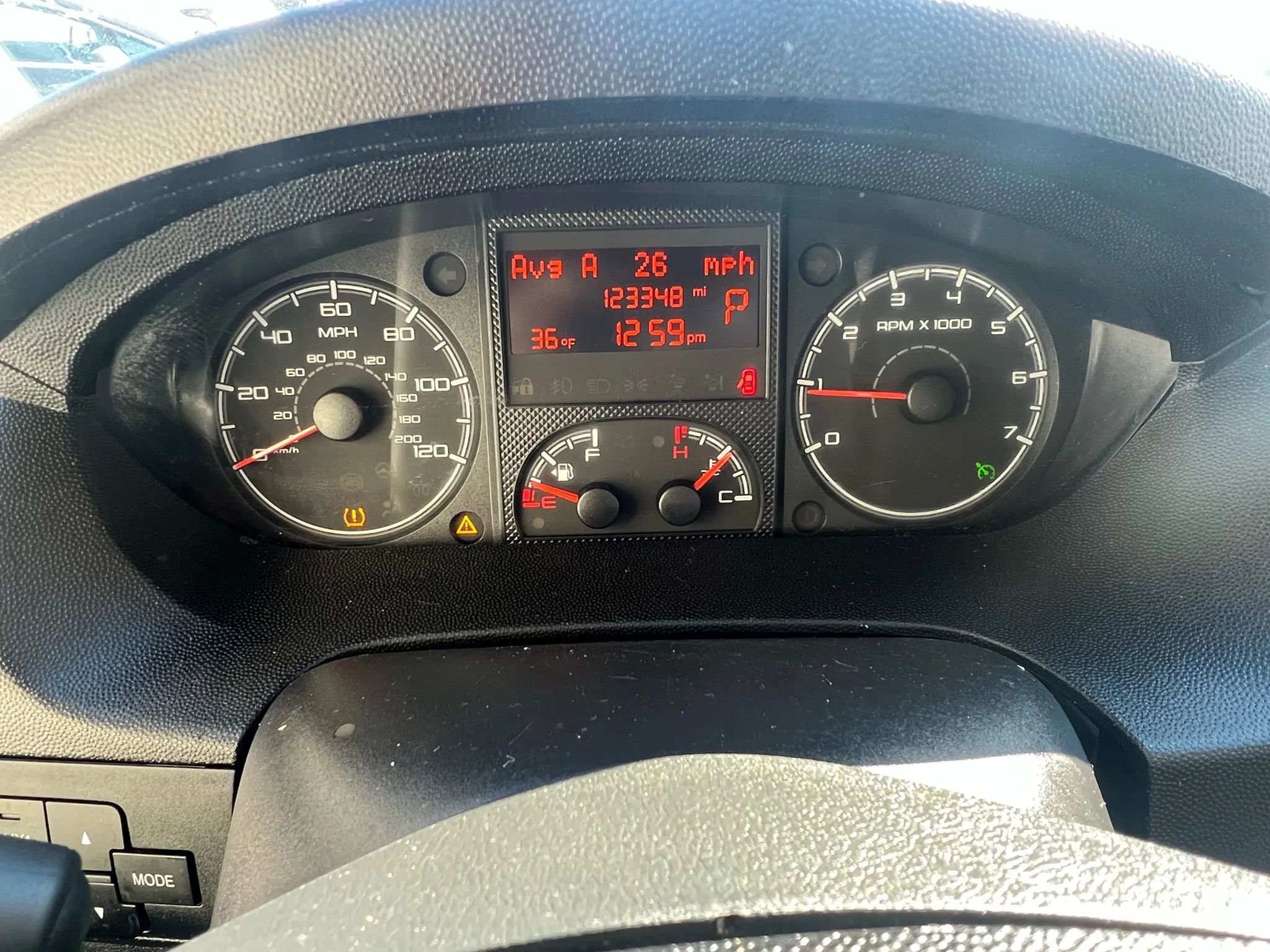 Used 2021 RAM ProMaster 2500 w/ Interior LED Lighting Group FWD image 15