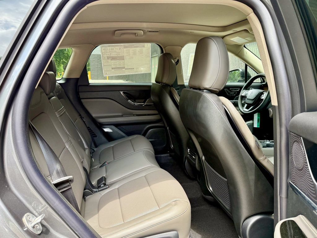 New 2025 Lincoln Corsair Grand Touring AWD/4WD image 19