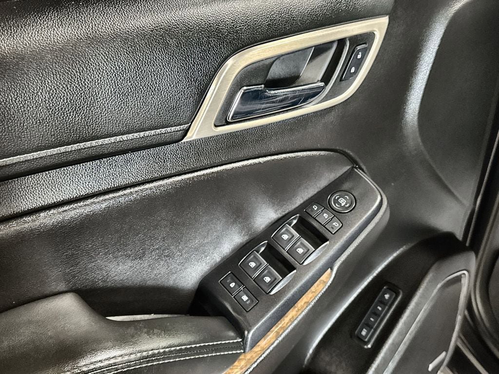 Used 2018 GMC Yukon Denali w/ Open Road Package AWD/4WD image 14