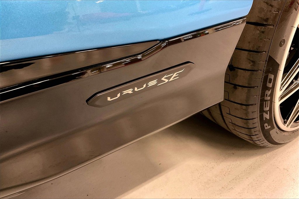 Used 2025 Lamborghini Urus SE image 18