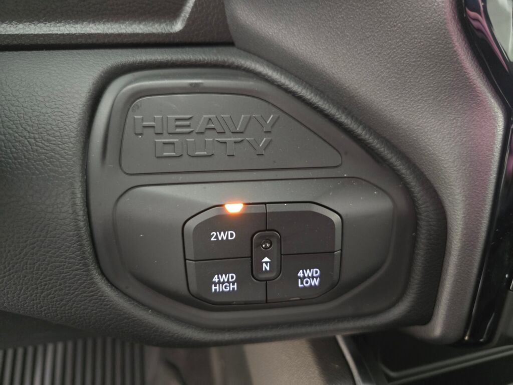 New 2025 RAM 3500 Big Horn image 20