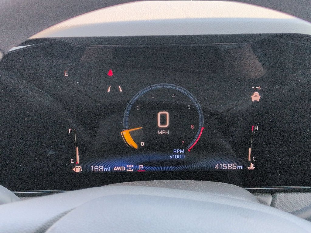 Used 2025 Chevrolet TrailBlazer LT AWD/4WD image 16