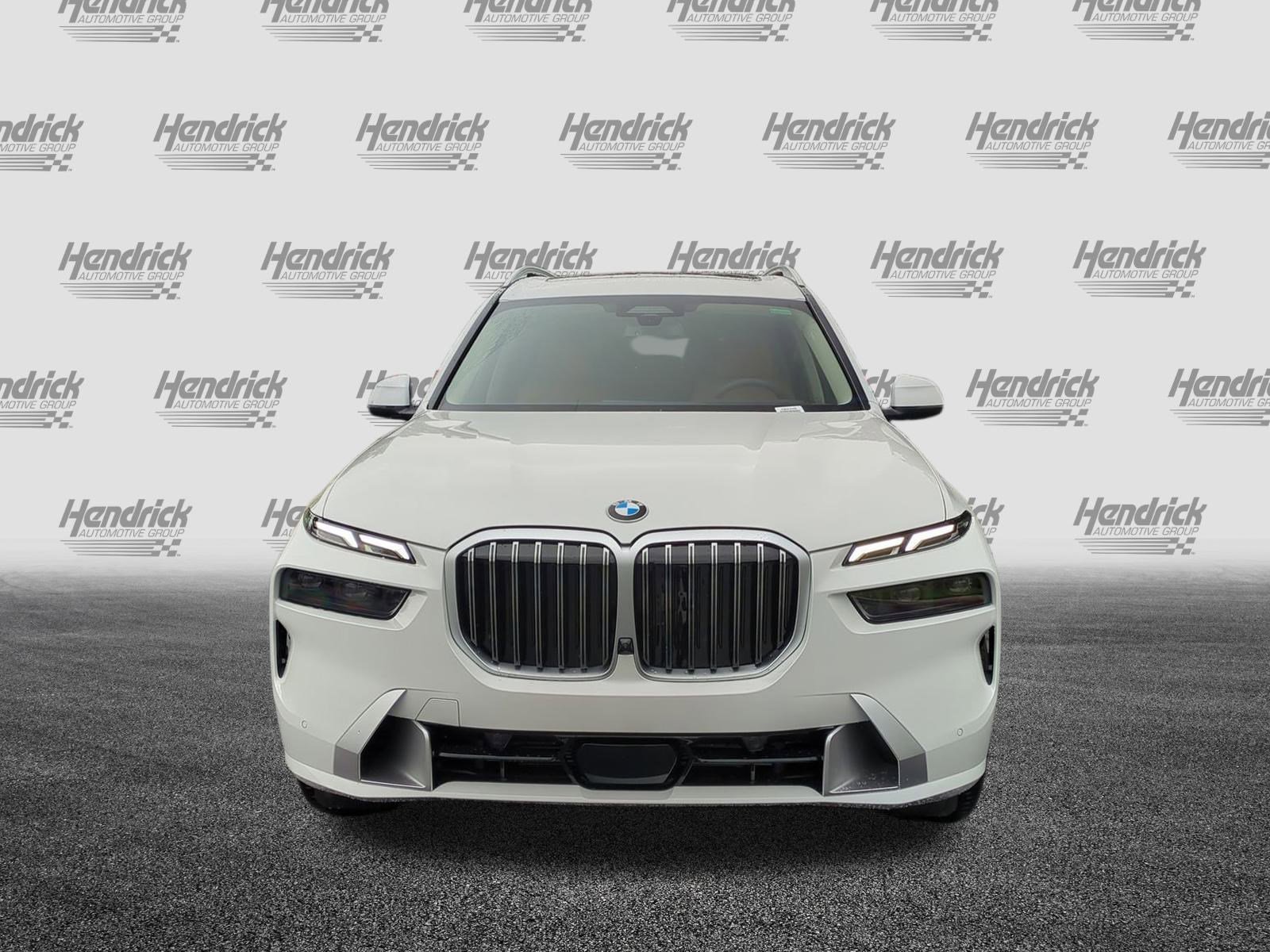 New 2026 BMW X7 xDrive40i image 3