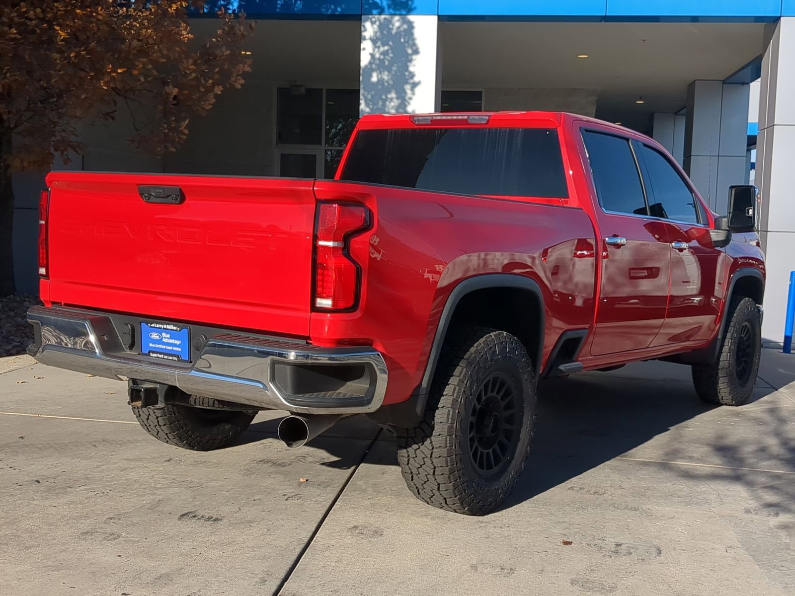 Used 2024 Chevrolet Silverado 3500 LTZ image 6