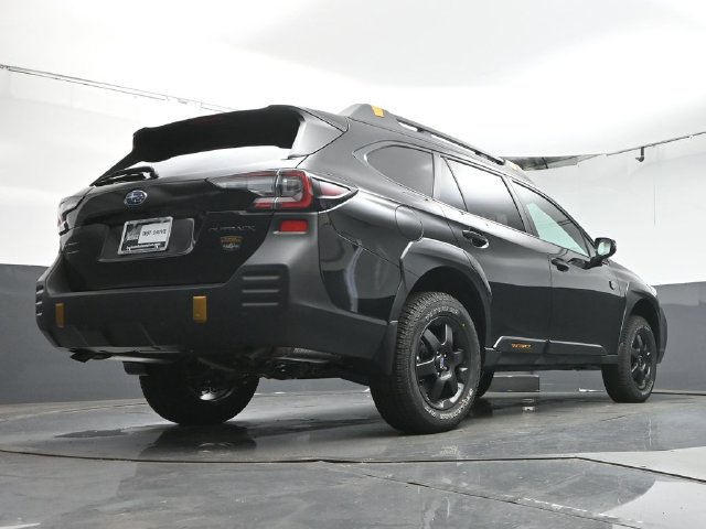 Used 2025 Subaru Outback Wilderness w/ Wilderness Package AWD/4WD image 39