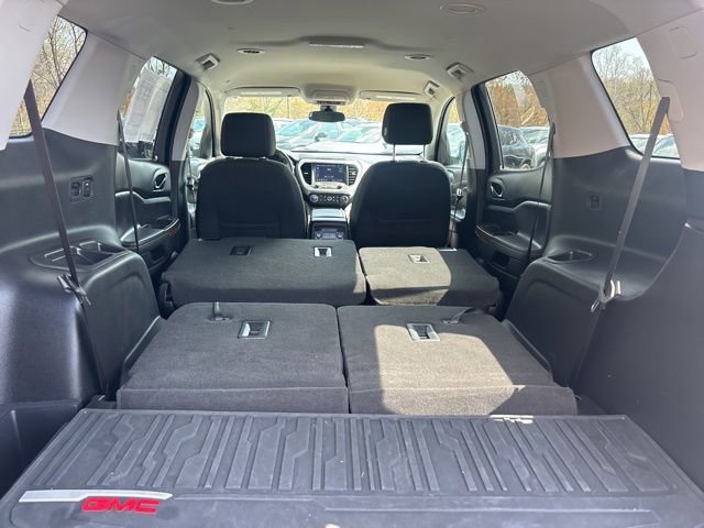Used 2023 GMC Acadia SLE w/ Driver Convenience Package image 17
