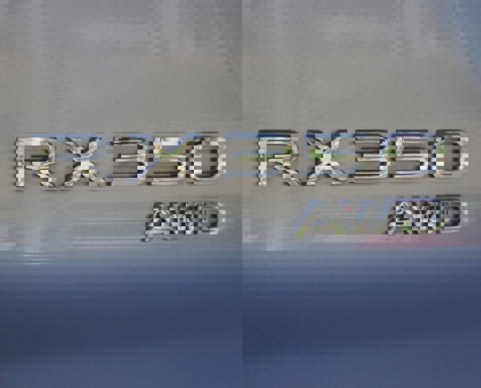 Used 2024 Lexus RX 350 F Sport w/ Convenience Package image 18