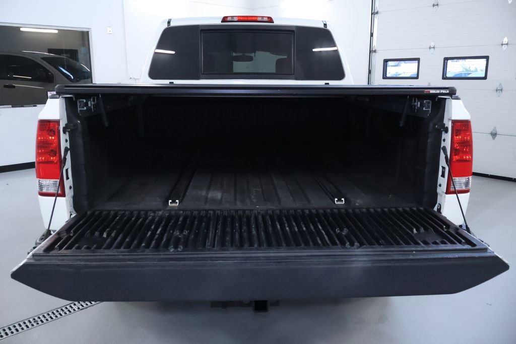 Used 2014 Nissan Titan PRO-4X w/ Pro-4x Luxury Package image 16