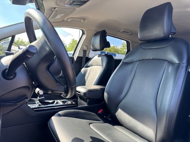 Used 2023 Kia Sportage EX image 12