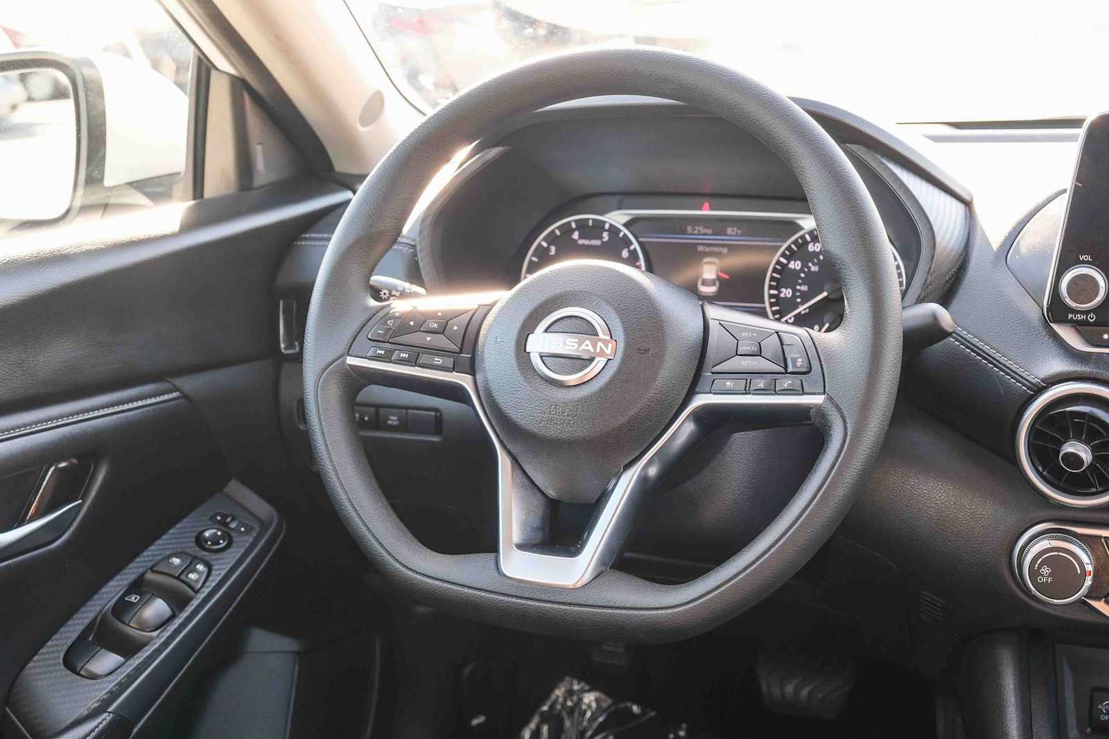 Used 2024 Nissan Sentra SV FWD image 16