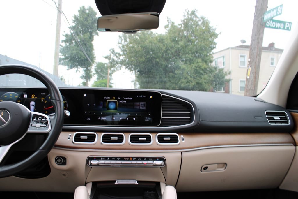 Used 2022 Mercedes-Benz GLS 450 4MATIC w/ AMG Line Exterior image 30