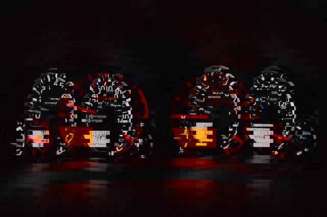 Used 2012 Nissan Frontier SL w/ Moonroof Pkg image 19