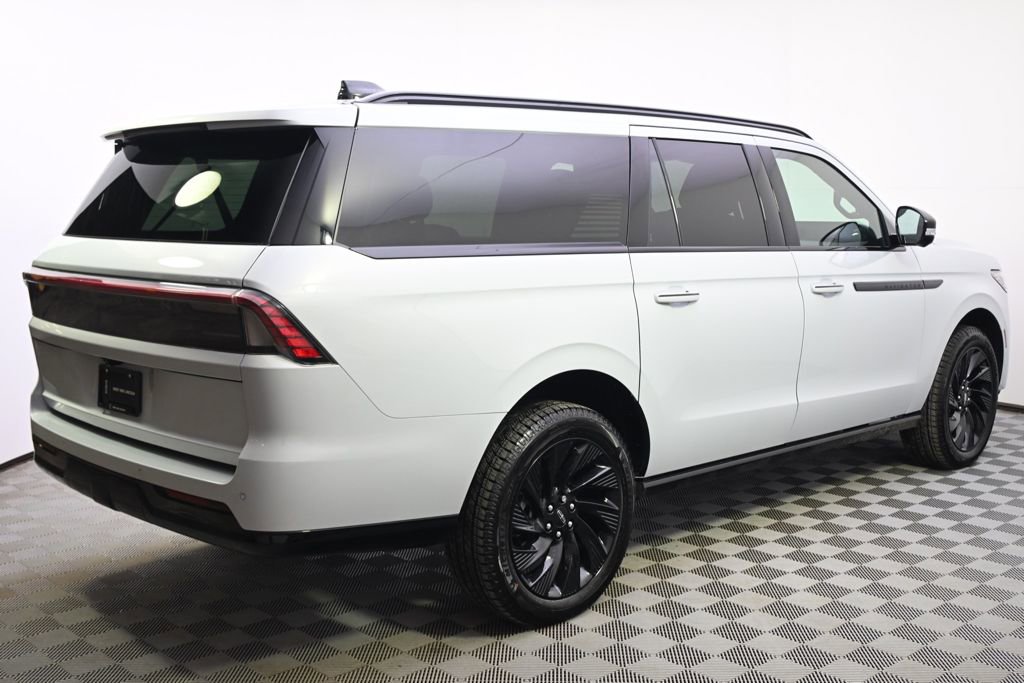 New 2025 Lincoln Navigator L Reserve w/ Jet Appearance Package image 7