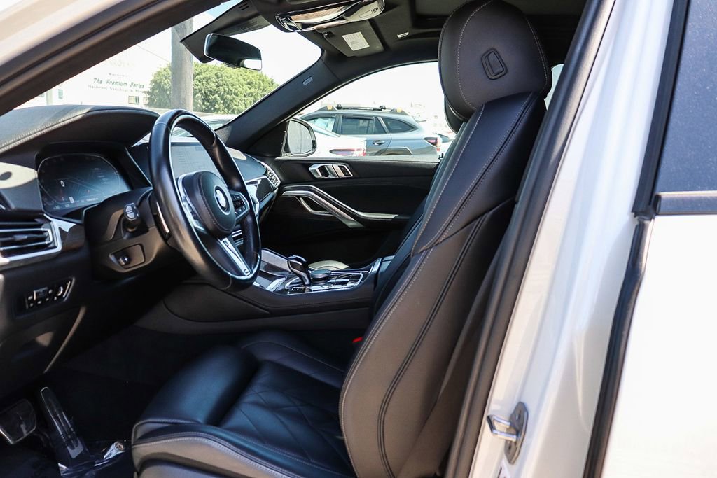 Used 2023 BMW X6 xDrive40i w/ M Sport Package AWD/4WD image 18