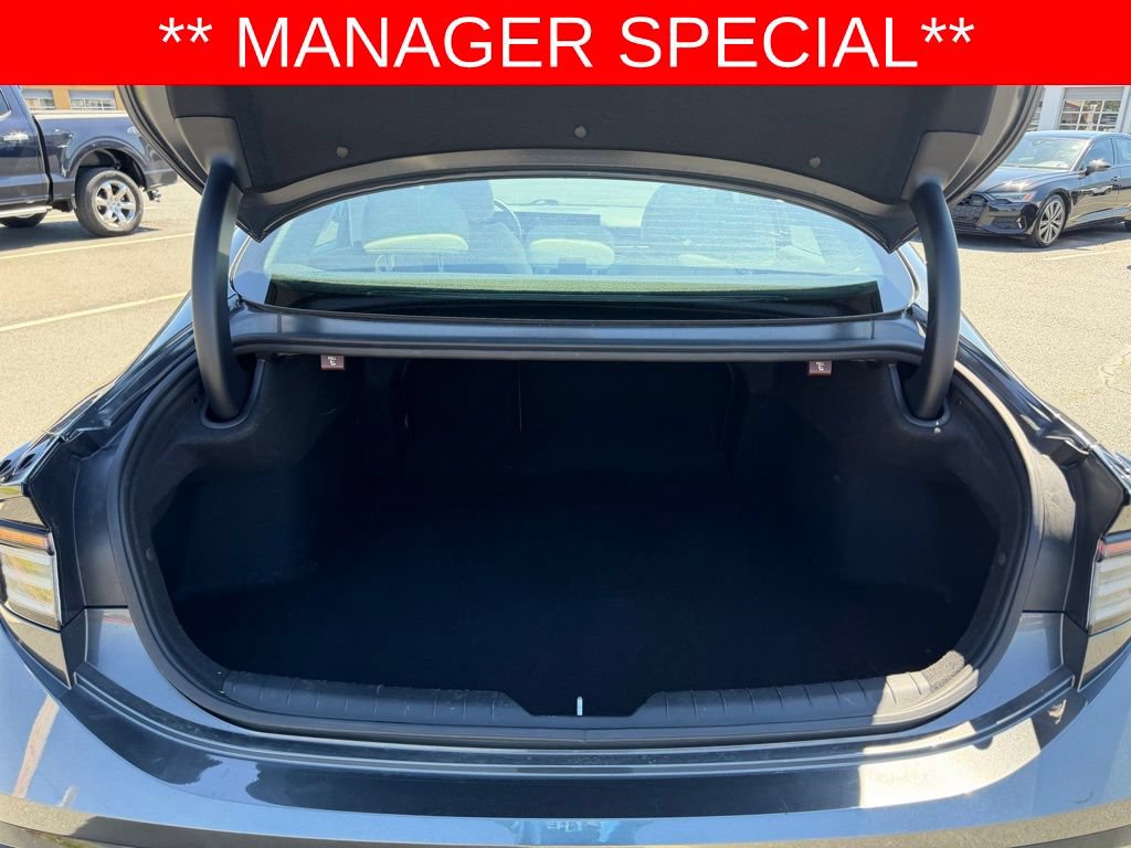 Used 2025 Hyundai Sonata SEL FWD image 5