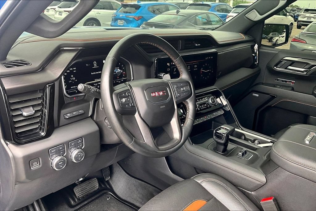 Used 2023 GMC Sierra 1500 AT4 w/ Technology Package AWD/4WD image 14