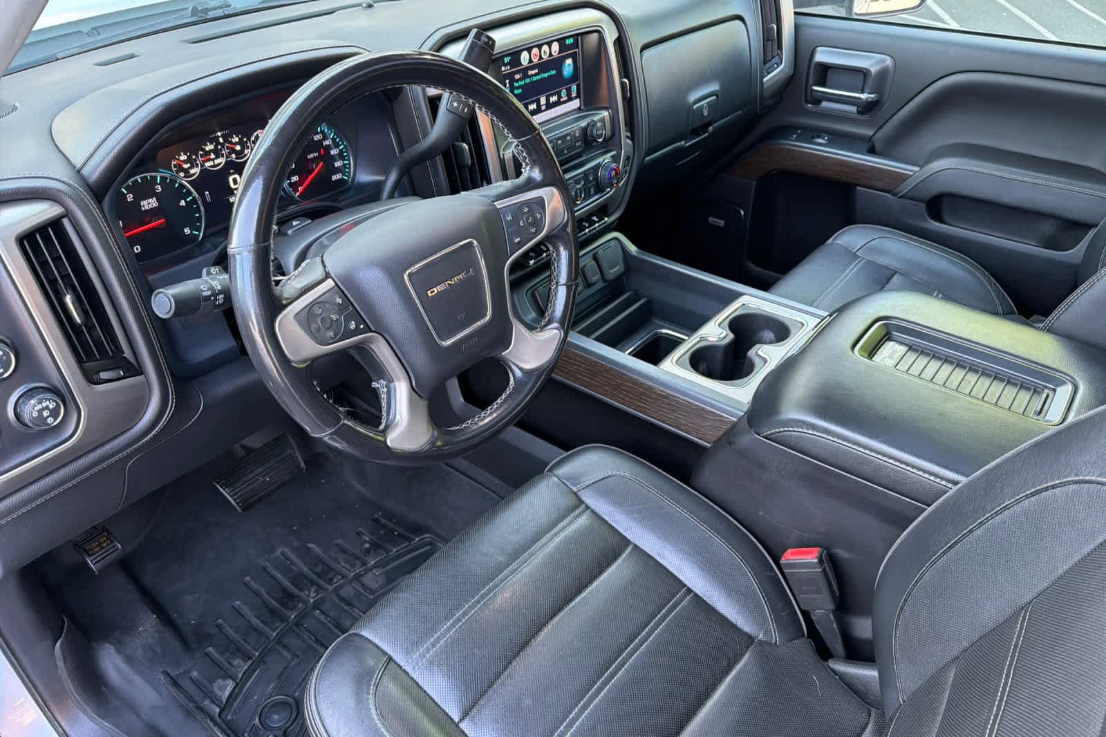 Used 2019 GMC Sierra 3500 Denali AWD/4WD image 13