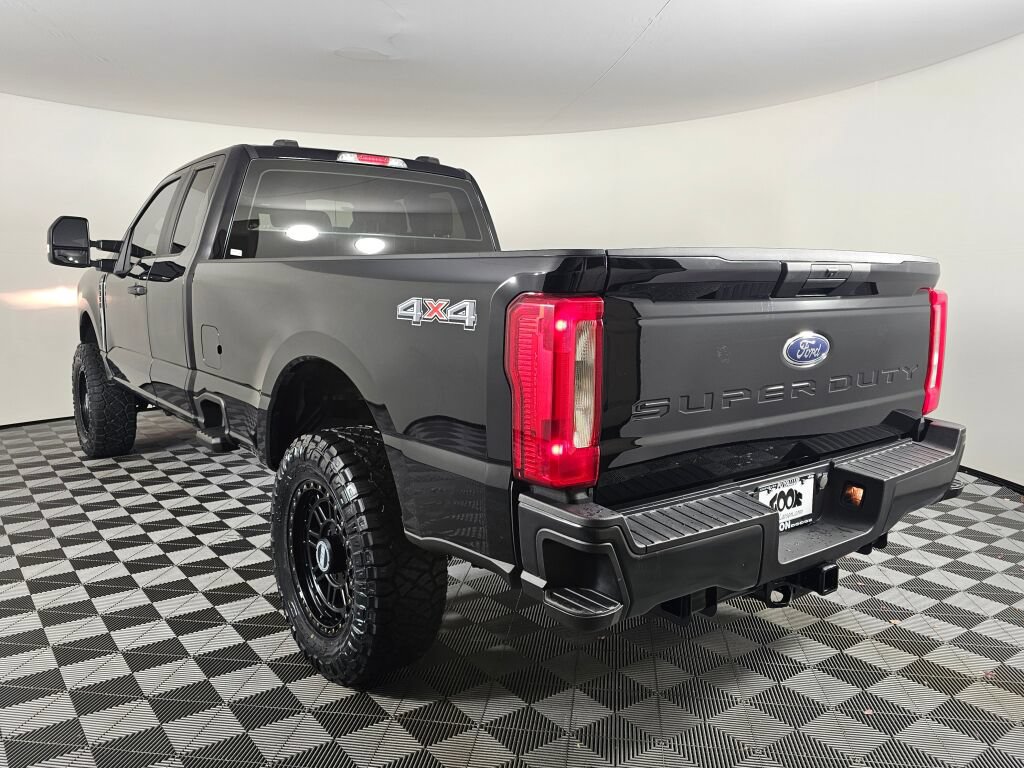 Used 2023 Ford F350 XL w/ XL Off-Road Package AWD/4WD image 6