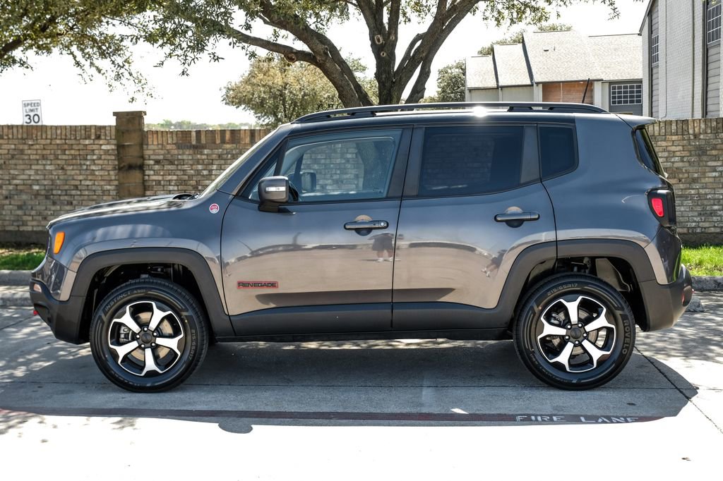Used 2021 Jeep Renegade Trailhawk image 20