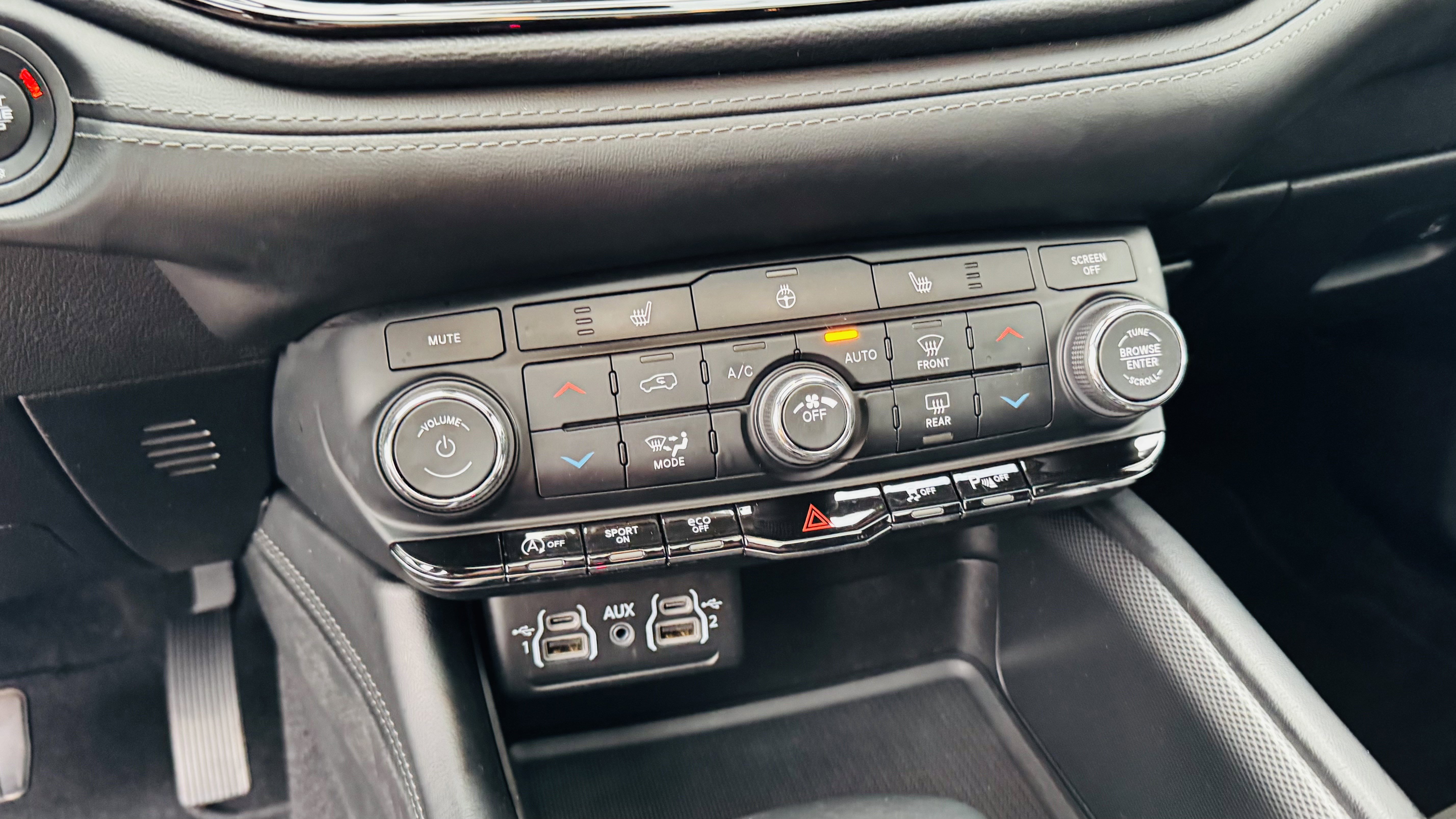 Used 2021 Dodge Durango GT image 26