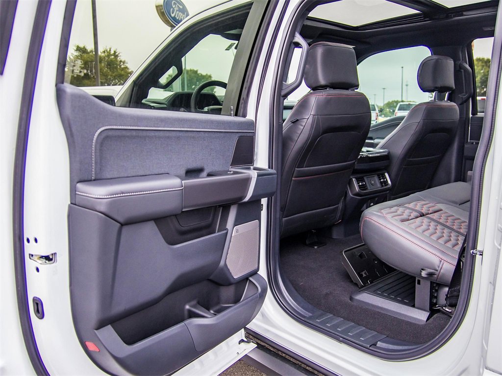 New 2025 Ford F150 Lariat w/ Equipment Group 501A Mid image 31