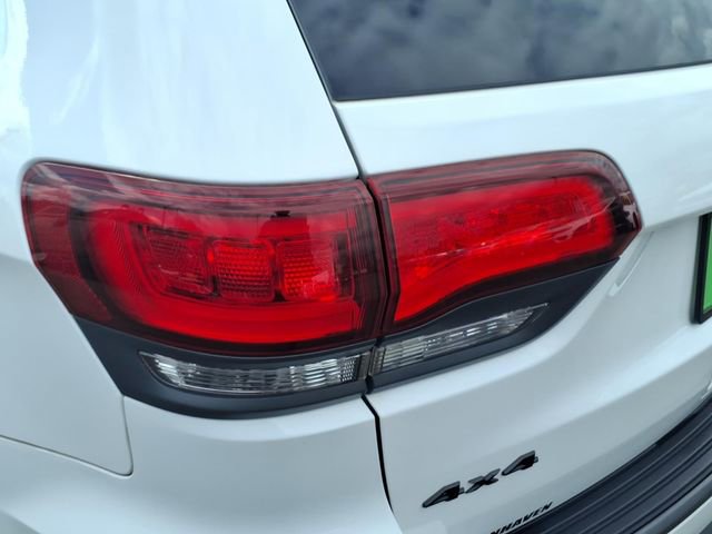 Certified 2019 Jeep Grand Cherokee Trailhawk AWD/4WD image 15