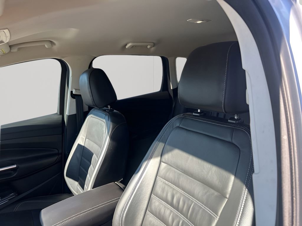 Used 2017 Ford Escape Titanium image 24