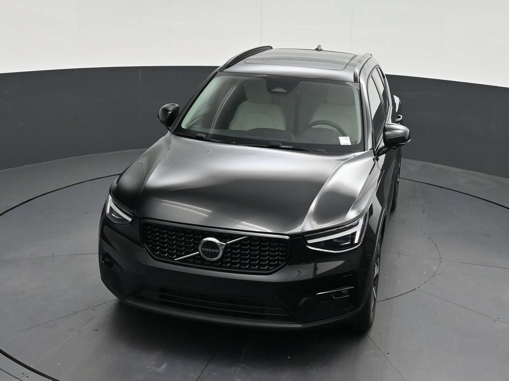 New 2026 Volvo XC40 B5 Plus w/ Protection Package Premier AWD/4WD image 20