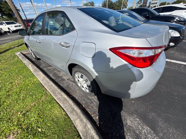 Used 2015 Toyota Corolla L FWD image 8